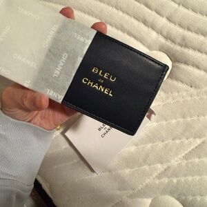 Chanel card holder Bleu de Chanel